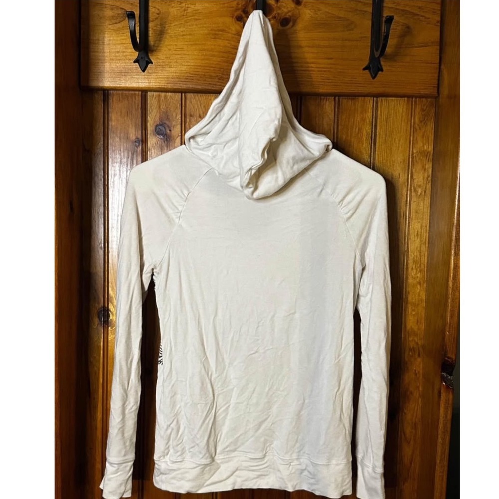 Prana Hoodie Small Cream Mandala Graphic V-Neck Bamboo Rayon Long Sleeve Top - Picture 3 of 6